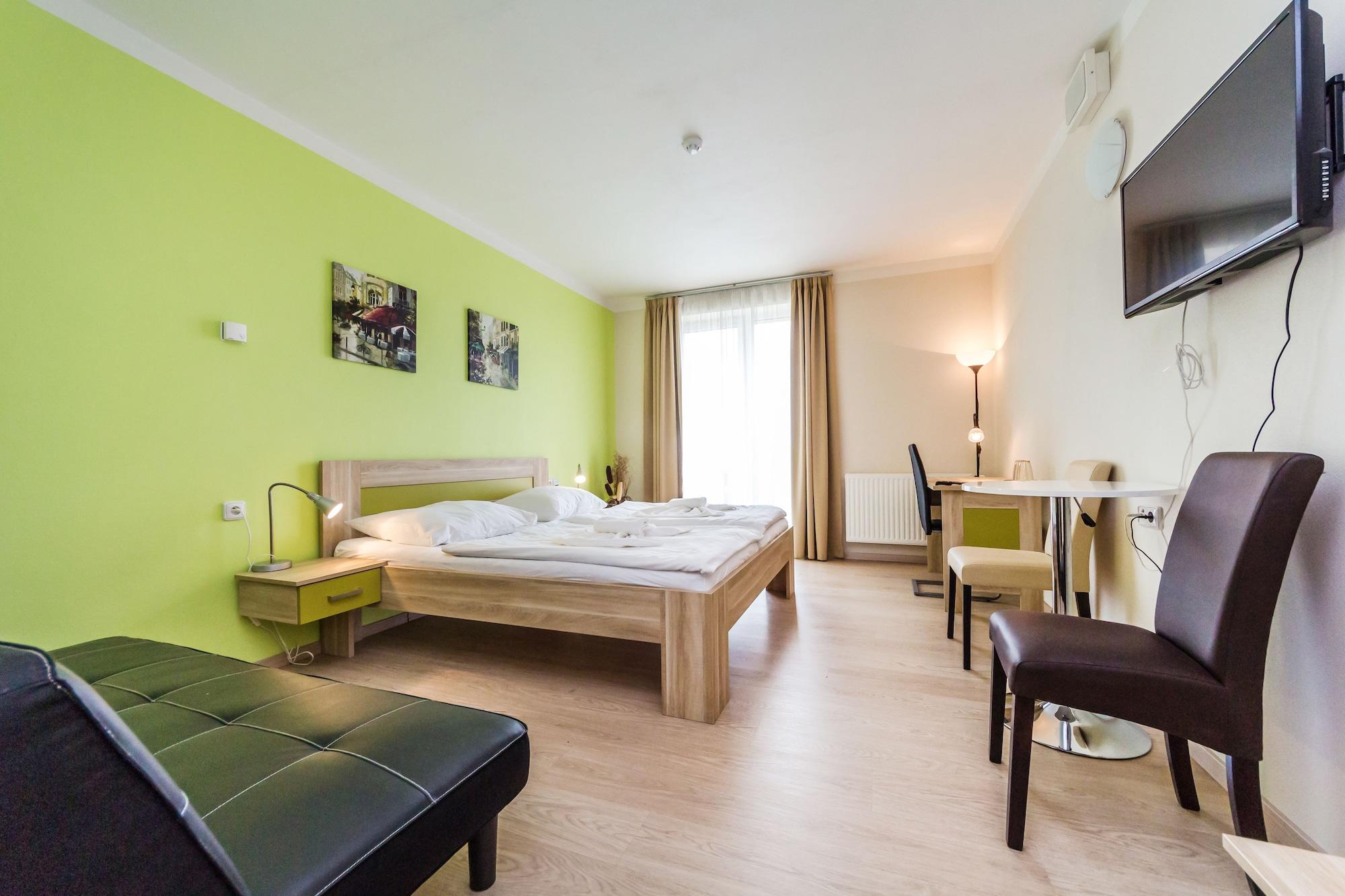 Nad Královnou Hotel&Restaurant Praga Esterno foto